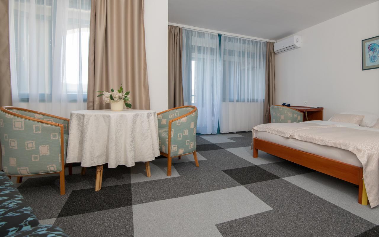 Hotel Stella Neum Exteriör bild
